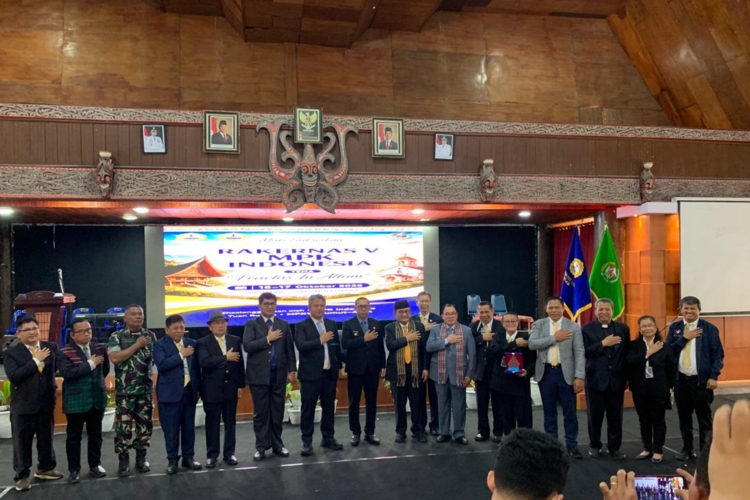 PENGUKUHAN PANITIA RAKERNAS V MPK INDONESIA DIGELAR DI TARUTUNG, MPKW SUMUT–ACEH SIAP JADI TUAN RUMAH